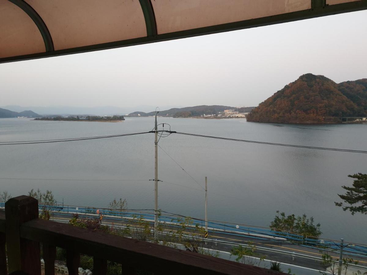 Lahoya Pension ชุนชอน ภายนอก รูปภาพ