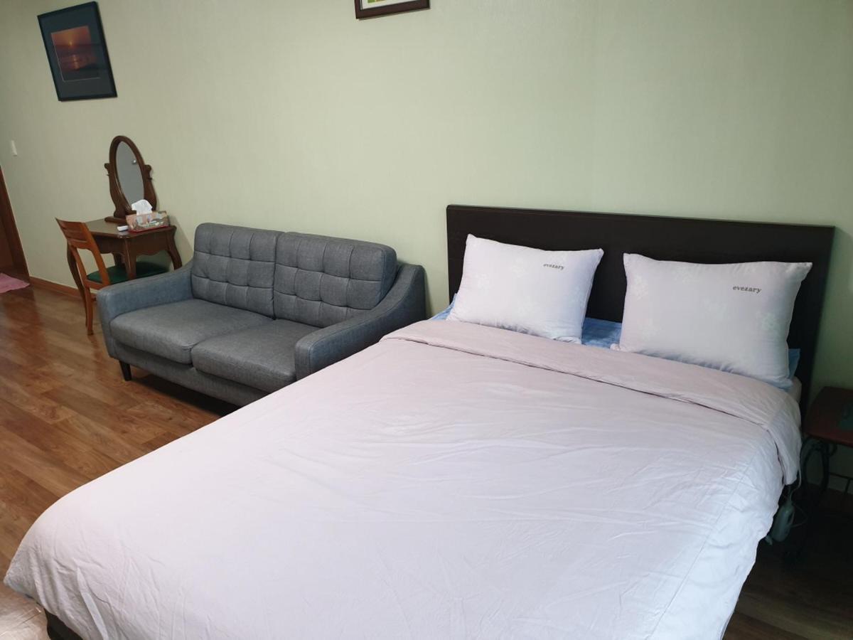 Lahoya Pension ชุนชอน ภายนอก รูปภาพ