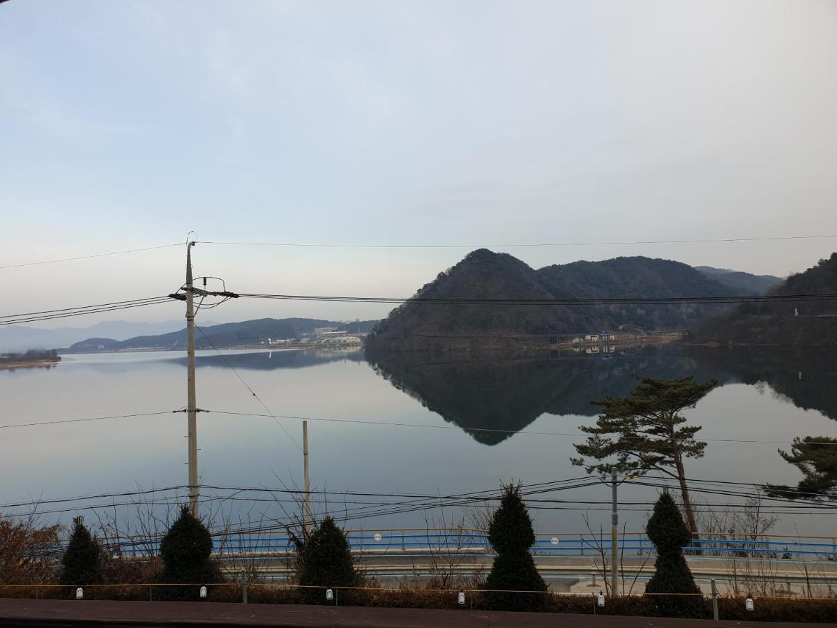 Lahoya Pension ชุนชอน ภายนอก รูปภาพ